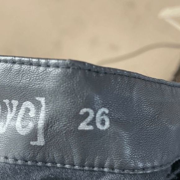 BlankNYC Black Faux Leather Mixed Media Pants‎ - Picture 2 of 4